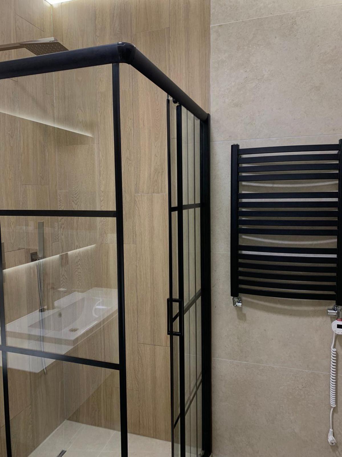 Arta City Hotel Yavoriv  Extérieur photo