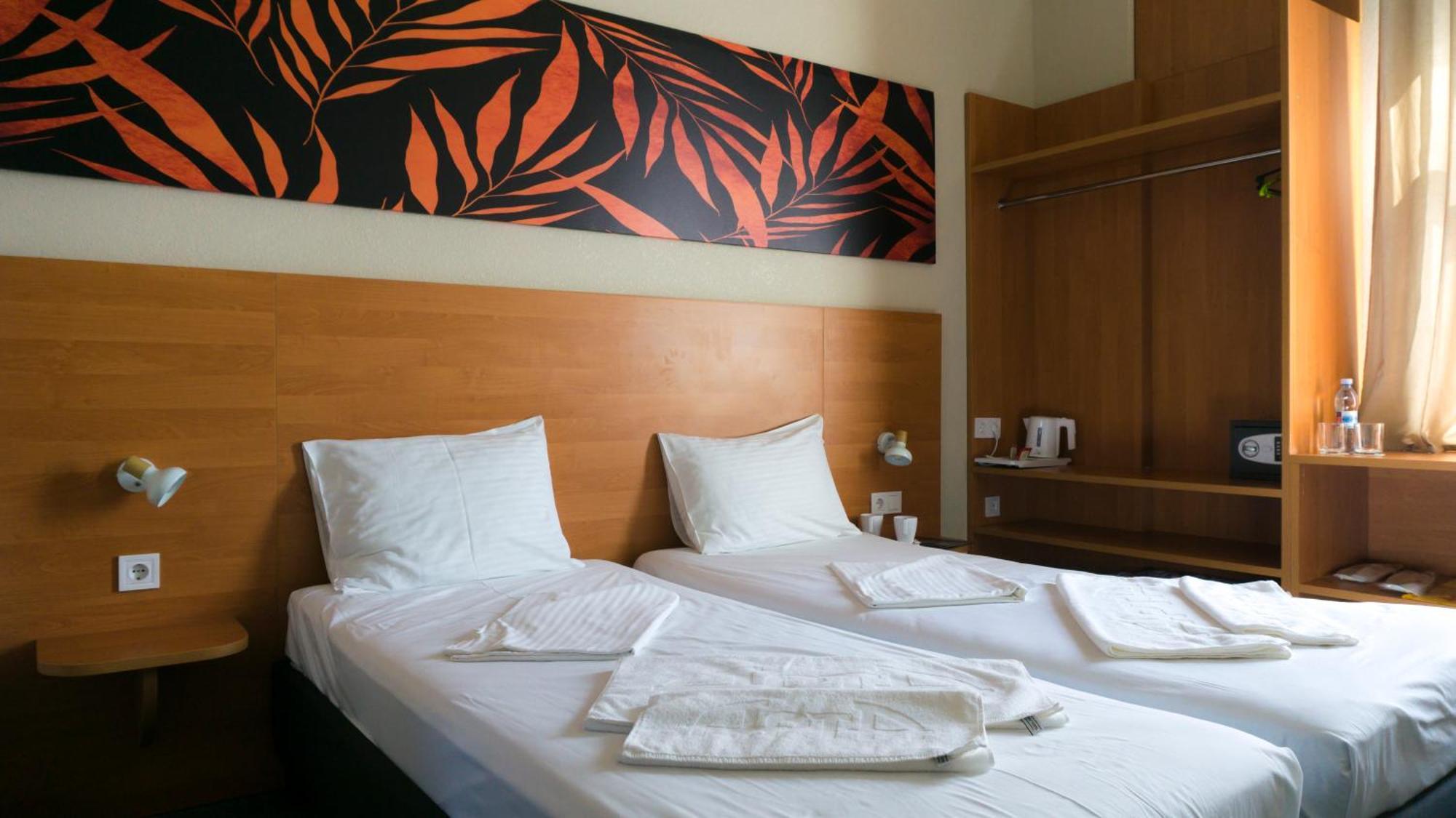Arta City Hotel Yavoriv  Extérieur photo